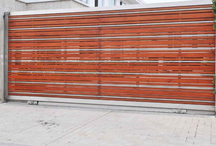 Portail automatique coulissant, Gallargues le Montueux