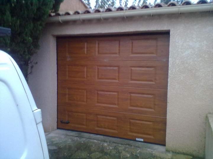 Porte de garage automatique, Gallargues le Montueux